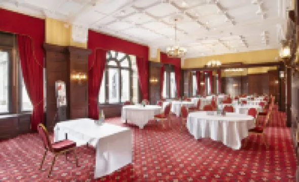 County Hotel & County Aparthotel Newcastle