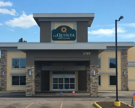 La Quinta Inn by Wyndham Fort Collins Hotels in Larimer County