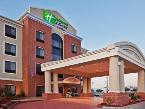 Holiday Inn Express & Suites Port Huron