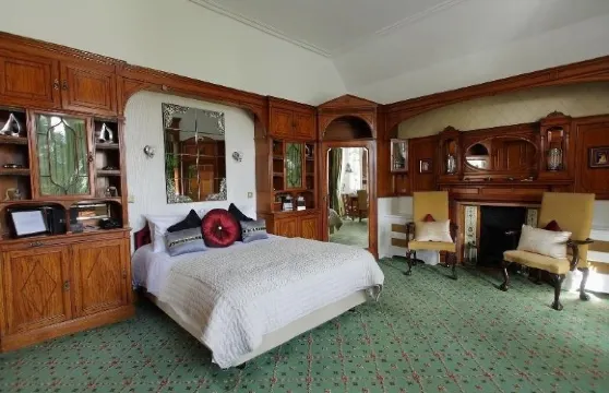 奧克雷庭院酒店