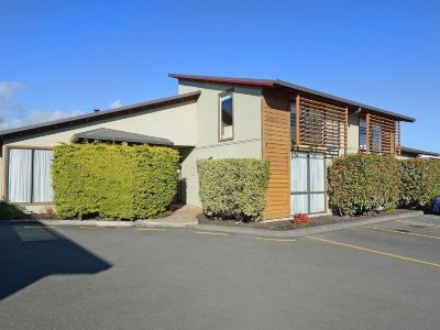 Totara Lodge