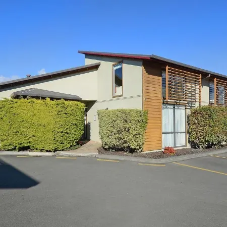 Totara Lodge
