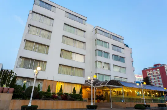 Faranda Express Belvedere Hotels near Calle 100