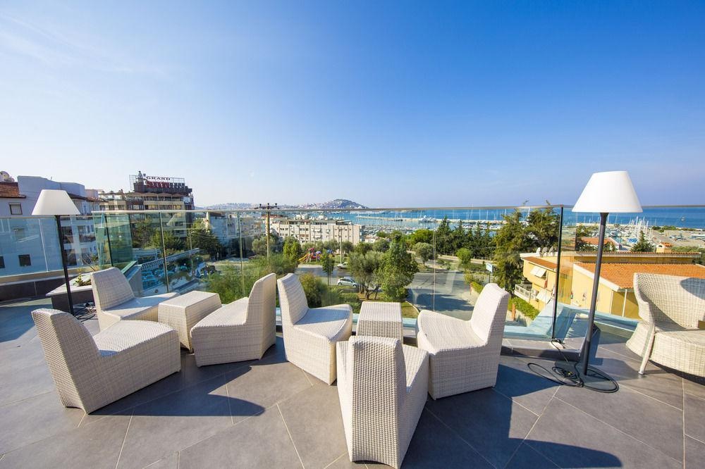 Marina Hotel & Suites Kusadasi