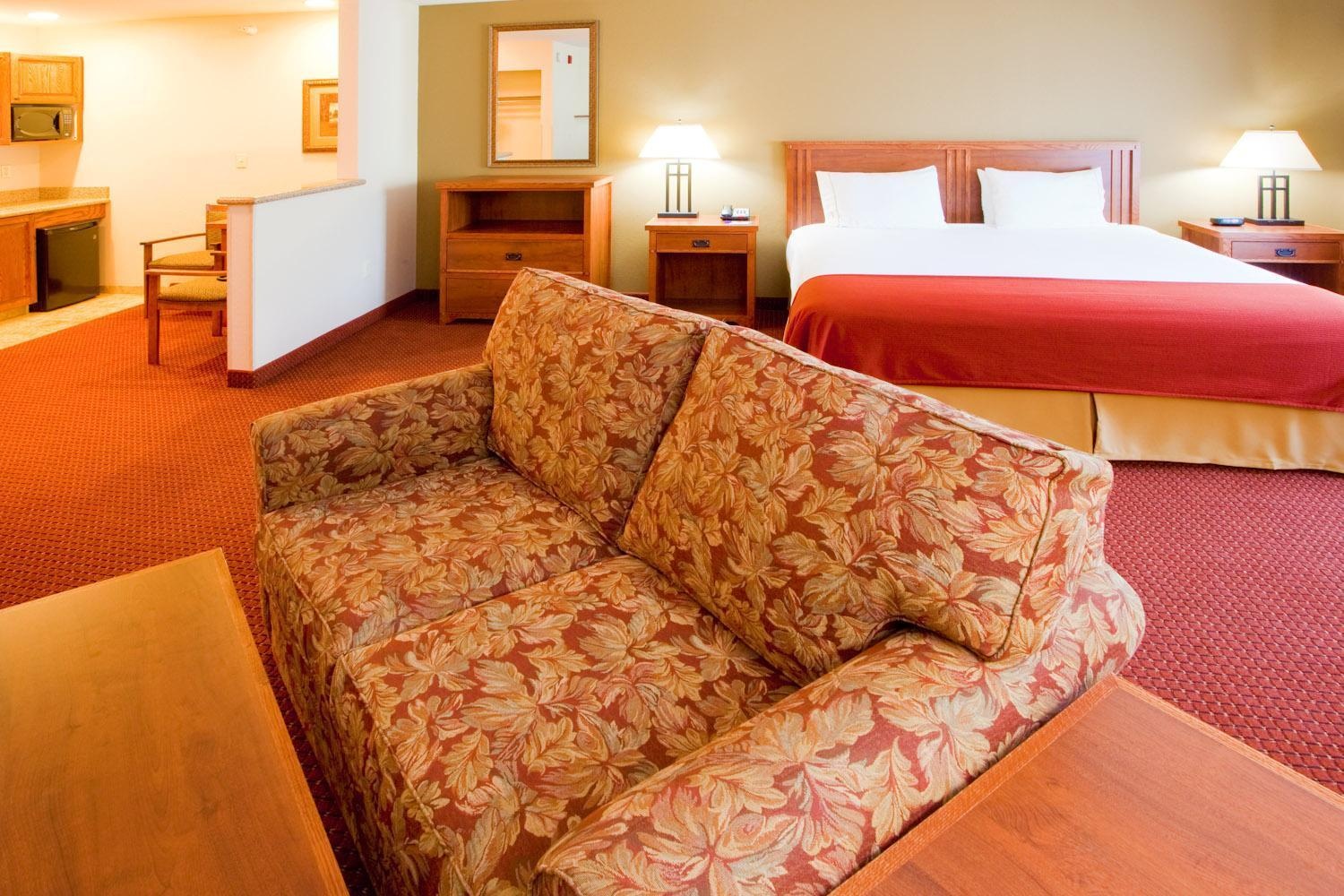 Holiday Inn Express Hotel & Suites Weston, an Ihg Hotel