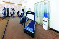 La Quinta Inn & Suites by Wyndham Marshall - Gym