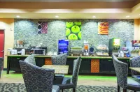 La Quinta Inn & Suites by Wyndham Jacksonville TX Hotels in Jacksonville