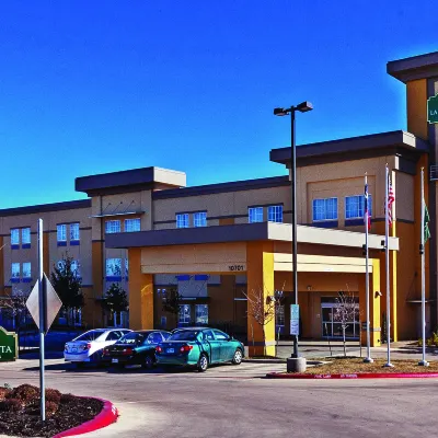 La Quinta Inn & Suites by Wyndham Austin NW/Lakeline Mall Hotel dekat Akuarium Austin