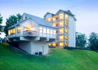 Hilton Vacation Club Laurel Crest Pigeon Forge Các khách sạn ở Pigeon Forge