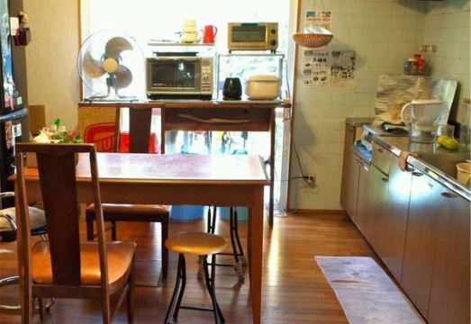 라이프 이즈 어 저니 아늑한 내부 공간