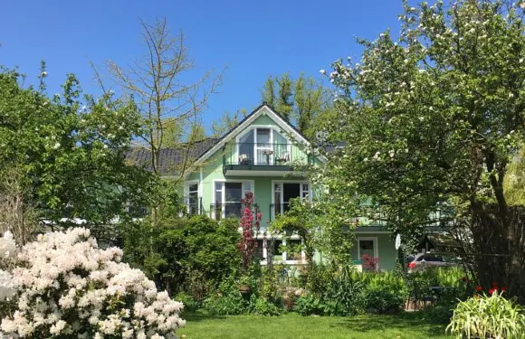 伽尼青斯特英瑟帕瑞蒂爾斯酒店