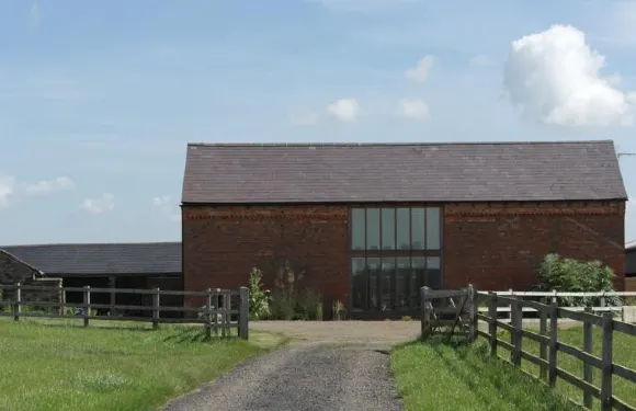 漢德利穀倉旅館