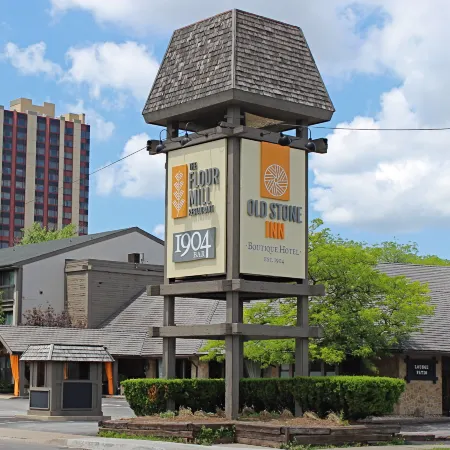 Old Stone Inn Boutique Hotel