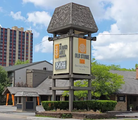 Old Stone Inn Boutique Hotel