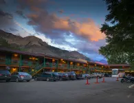 Bayshore Inn & Spa - Parkplatz