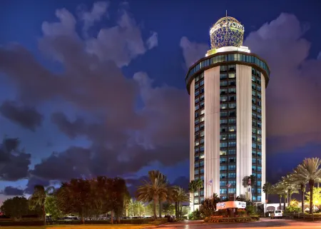 Four Points by Sheraton Orlando International Drive Отели рядом с достопримечательностью «Острова Приключений»