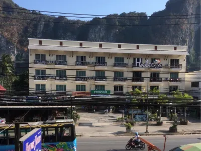 Harvest House Hotels in Krabi
