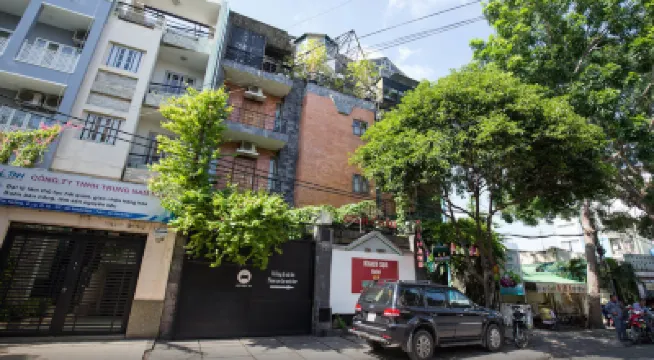 ミン チャウ ホテル サイゴン駅周辺のホテル