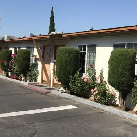 Santa Fe Motel Tehachapi by Hotel O