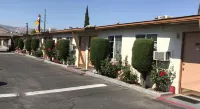 Santa Fe Motel Tehachapi by Hotel O