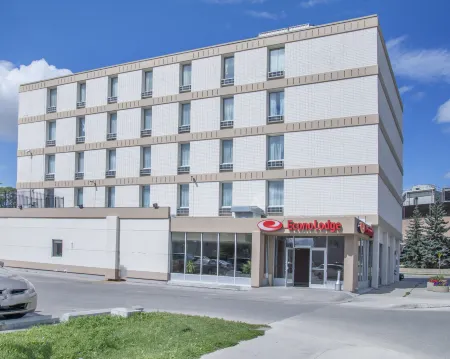 New Lodge Winnipeg Отели в г. Виннипег