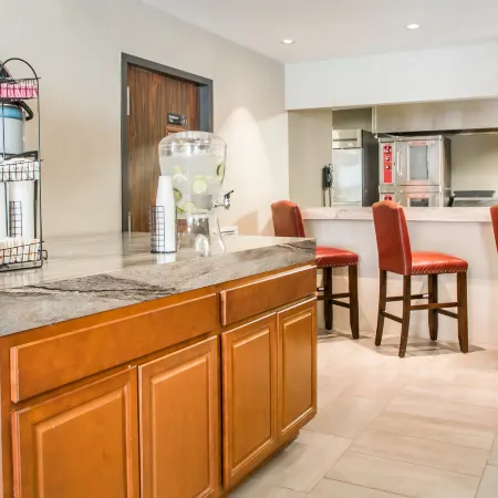 Best Western Courtview Hotel