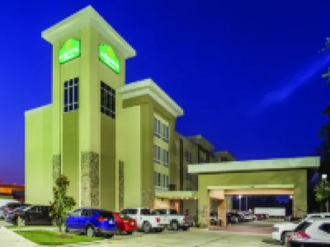 西門羅拉昆塔温德姆套房酒店 西門羅酒店