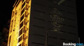 Land Plaza Hotel