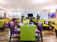 La Quinta Inn by Wyndham Miami Airport North Hotels in Miami-Dade County
