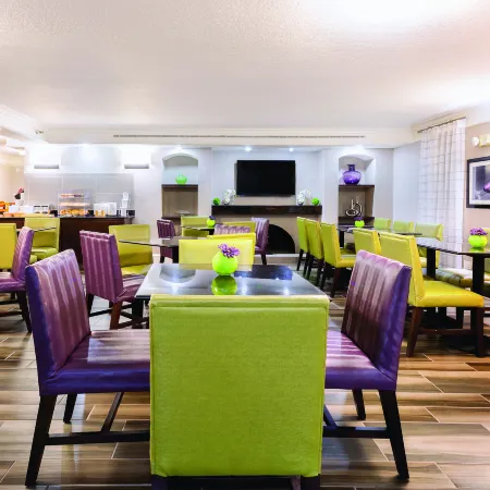 La Quinta Inn by Wyndham Miami Airport North