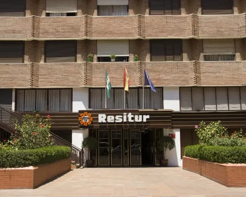 Apartamentos Resitur Hotels near Los Remedios