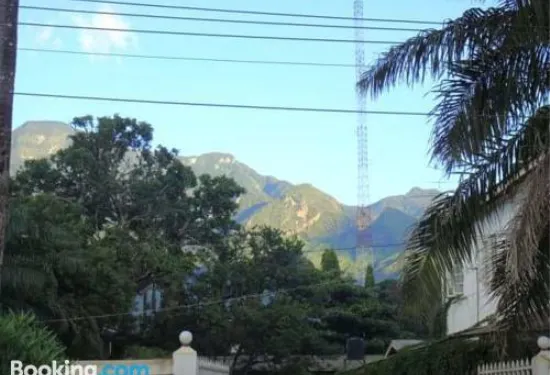 媽媽皮埃里納餐廳和副樓旅館