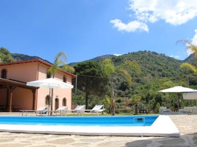 Profetina Village