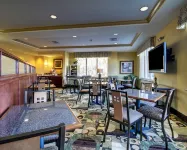 Comfort Suites Biloxi/Ocean Springs Hotels in Gulf Hills