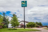 Quality Inn Galesburg Near US Highway 34 and I-74 Hotels in Galesburg