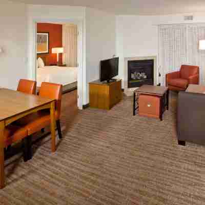 Residence Inn Corona Riverside Rooms