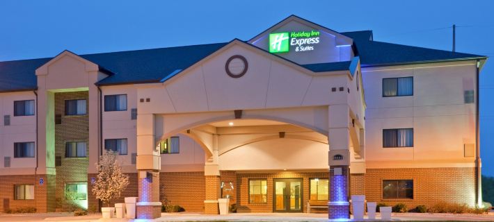 Holiday Inn Express & Suites LINCOLN SOUTH by IHG Hotels in Lancaster County