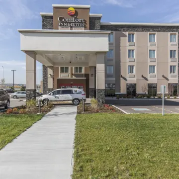 Comfort Inn & Suites Airport North