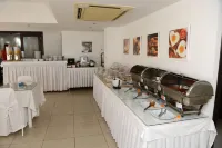 Les Palmiers Beach Boutique Hotel & Luxury Apartments