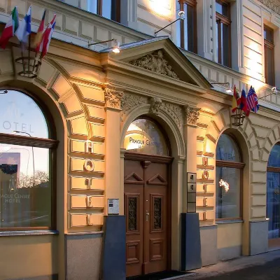 Hotel Superior Prague Hotel berhampiran Stadium Eden