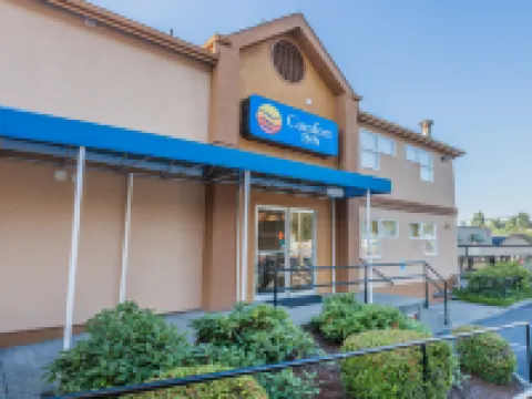 Comfort Inn on the Bay Hotels in Kitsap County