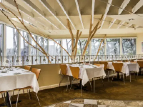 イン アット ザ ミル, アン アセンド コレクション ホテル ジョンソンのホテル