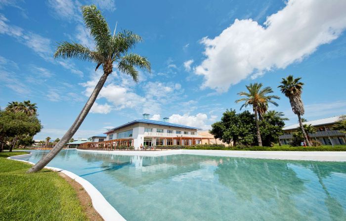 PortAventura Hotel Caribe - Includes unlimited access PortAventura Park & 1 access Ferrari Land