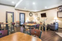 Sleep Inn & Suites فنادق في Oconee County