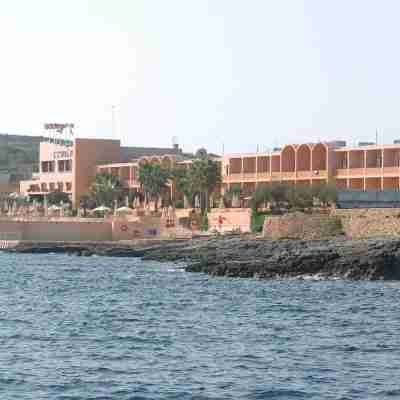 Comino Hotel Hotel Exterior