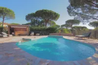 Le Mas du Rouquan Hotels in Le Cannet-des-Maures