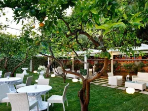 Hotel Capri