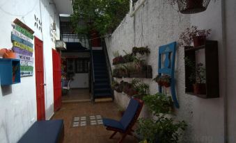 La Puerta Roja Guest House - Housity