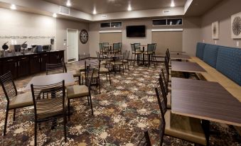 GrandStay Hotel & Suites Valley City