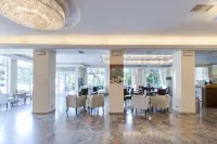 Hotel London Hotel di Glyfada